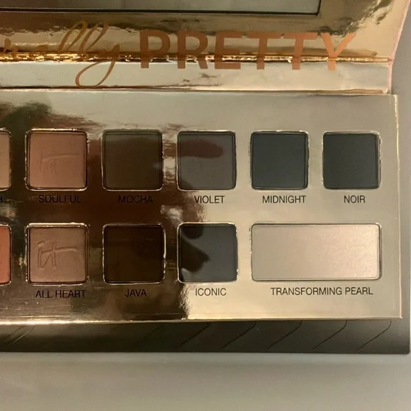 NWOT IT Cosmetics Naturally Pretty Palette Vol. 1 Matte - Picture 5 of 5